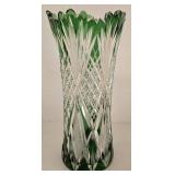 Emerald Green Diamond-Cut Crystal Vase with Scalloped Rim