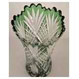 Emerald Green Diamond-Cut Crystal Vase with Scalloped Rim