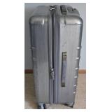 Travelpro Hardside Spinner Suitcase - Carry-On - 16" x 22"