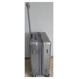 Travelpro Hardside Spinner Suitcase - Carry-On - 16" x 22"