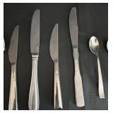 Mish-Mash Silverware - Assorted Forks, Knives & Spoons (Mixed Patterns)