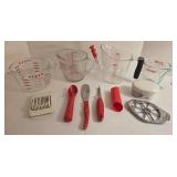 Cutco Spatula Spreader - Pyrex Measuring Cups & Other Kitchen Tools