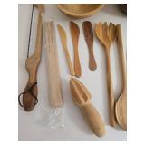 Wooden Kitchen Utensils - Assorted Spoons, Spatulas, Bowls & Bamboo Skewers & More