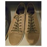 ECCO & Born Men