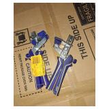 2- tile leveling Pliers