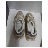 Shoes New Balance 9060 Brown – Size 10 – New