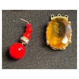 Vintage Costume Jewelry - Assorted Odds & Ends for Jewelry Making - Charms, Pendants & Beads Collection