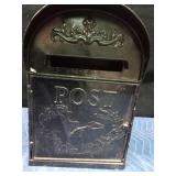 Wall mount mailbox