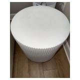 Modern White Fluted Pedestal Side Table Accent Stool 16x18 Good