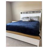 Queen Adjustable Bed Frame Set w Mattress Remote White Wood Finish