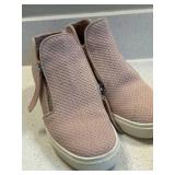 Steve Madden Women
