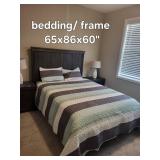 Dark Wood Bed Frame with Storage Drawers - Queen Size (65x86x60)