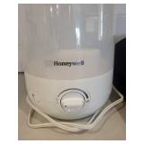 Honeywell Humidifier & ComfiLife Memory Foam Wedge Pillow Bundle