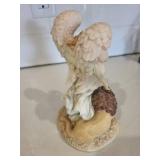 Seraphim Classics Angel of Peace Figurine - Item #74106 (1995) Roman, Inc.