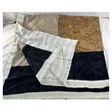 Patchwork Quilt Blanket – Plaid Border Paisley Panel Design
