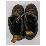 Dr. Martens AirWair Brown Leather Ankle Boots Size 7 w/ Shoe Shine Sponge