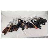Lot of assorted kitchen knives