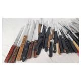 Lot of assorted kitchen knives