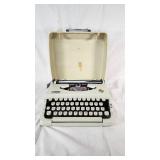 Brother Charger 11 Manual Typewriter with Case and Wire Document Tray