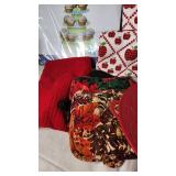 Kitchen and Baking Accessories Lot including Cupcake Stands, Cutting Boards, and Apple-Themed Towels