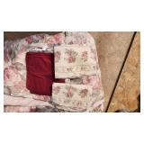 Queen Size Floral Bedding Set including Sheets, Pillowcases, and Quilt