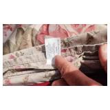 Queen Size Floral Bedding Set including Sheets, Pillowcases, and Quilt