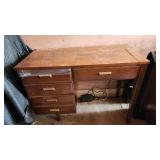 Singer Touch & Sew Sewing Machine with Accessories and Cabinet