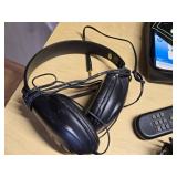 Various Electronic and Miscellaneous Items including eMachines Keyboard, Tiger Quiz Wiz Game, Memorex Discman, and More