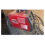LINCOLN Electric 33V welder