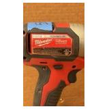 MILWAUKEE Drill and impact drivers