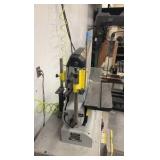 DELTA Belt Sander
