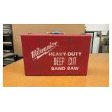 MILWAUKEE Heavy-Duty Deep Cut Band Saw
