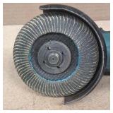 (4) GRINDERS, corded: Bosch, Metabo, Makita