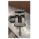 DAYTON vise grip