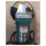 (4) GRINDERS, corded: Bosch, Metabo, Makita
