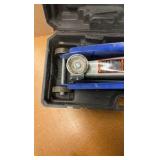 DURALAST 2 1/2 ton floor jack; tie-down straps