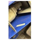 DURALAST 2 1/2 ton floor jack; tie-down straps