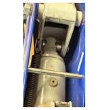 DURALAST 2 1/2 ton floor jack; tie-down straps