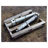 Pair of Hydraulic Cylinders