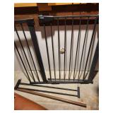 Cumbor Baby Gate - Black Metal Safety Gate for Doorways