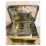 Vintage Mondamin Hamburg Tin w White Lace Trim Sewing Lot