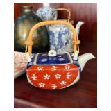 Lufthansa Porcelain Decanter & Asian Teapots Dish Decor Lot