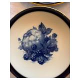 Johann Haviland Bavaria Fruit Bowls Cobalt Gold Rim Set of 5 (4 shown)