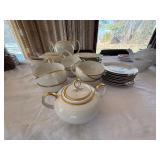 Vintage Eschenbach Roswitha Made in Germany-US-Zone Ivory Porcelain Tea Coffee Set Gold Trim Partial Service