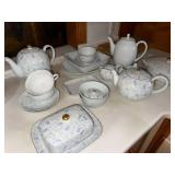 Theodore Haviland Limoges Schleiger 86 Porcelain Tea Set Lot