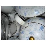 Theodore Haviland Limoges Schleiger 86 Porcelain Tea Set Lot