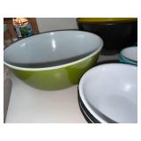 Vintage Pyrex Enamelware Mixing Bowl Casserole Lot Sunflower