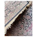 Persian Style Accent Rug 24 x 36 Floral Medallion Fringe Used