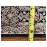 Persian Style Accent Rug 24 x 36 Floral Medallion Fringe Used