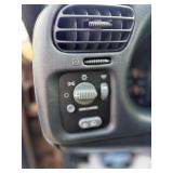 2003 GMC SONOMA SL *4x4 | No Accidents Reported* (NO RESERVE)